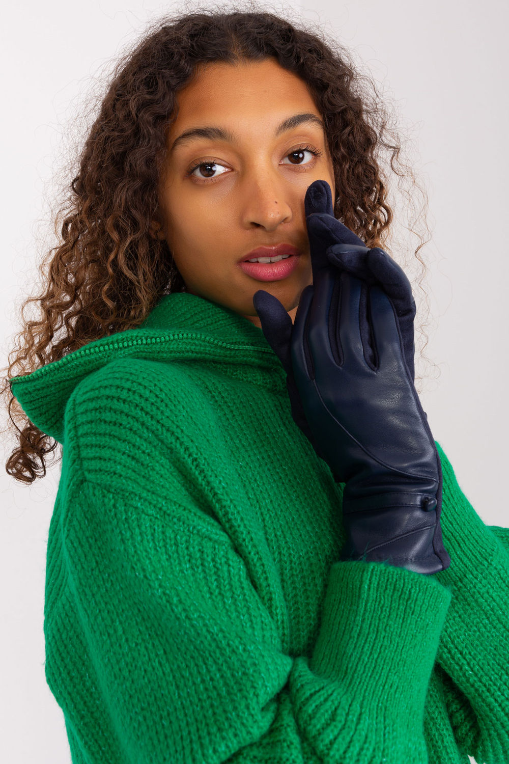 Gloves Model 191348 AT