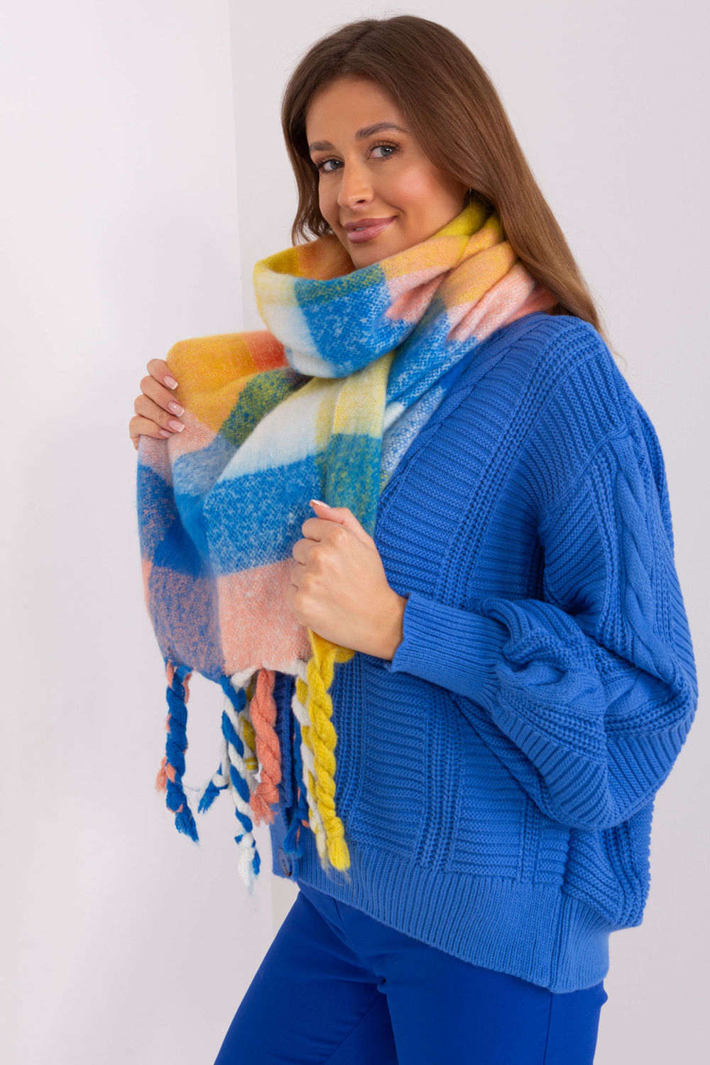 Scarf model 191703 AT