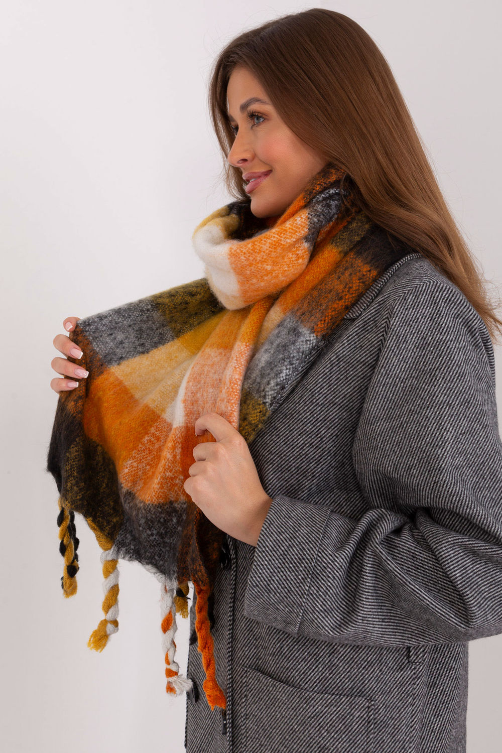 Scarf model 191707 AT