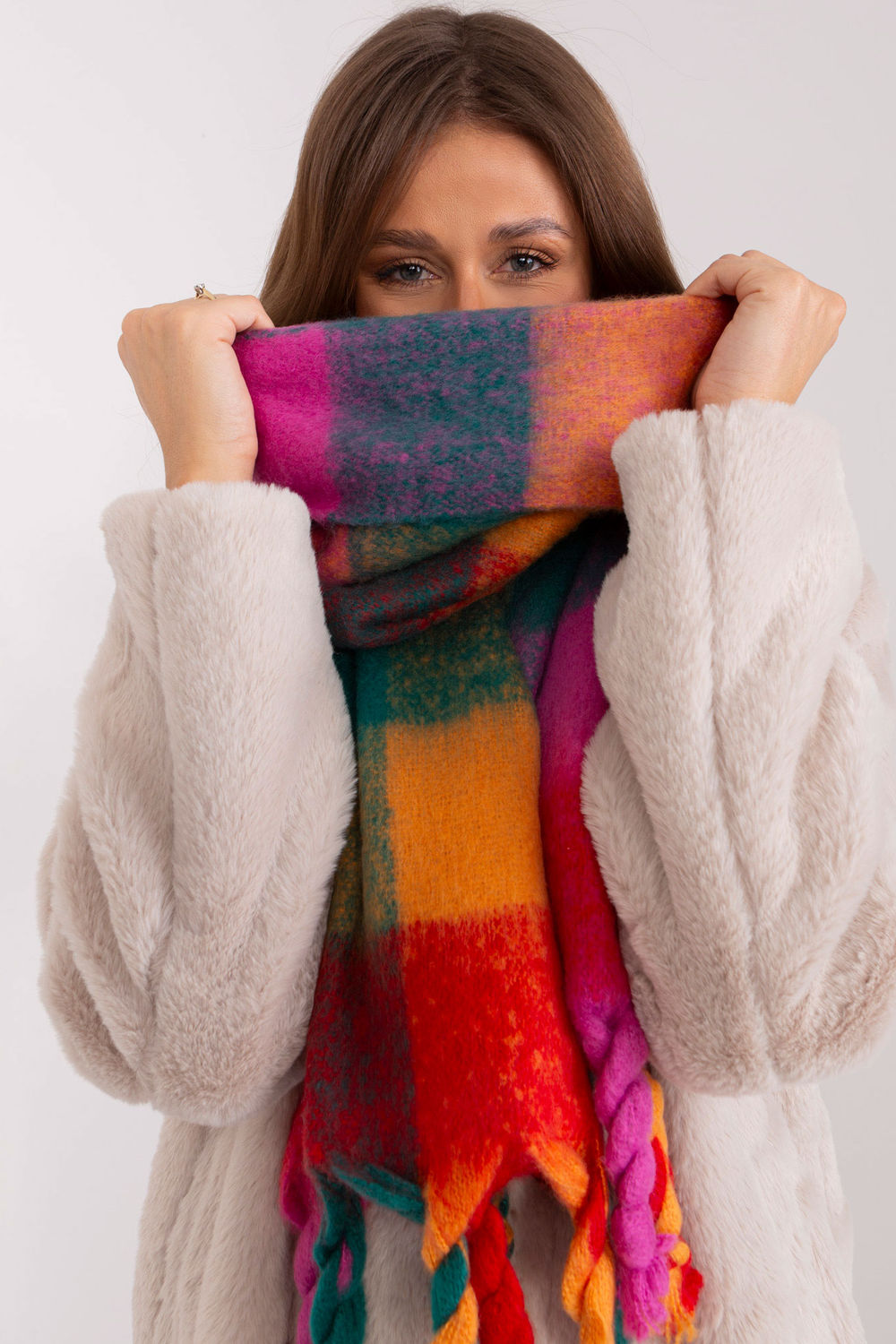Scarf model 191710 AT