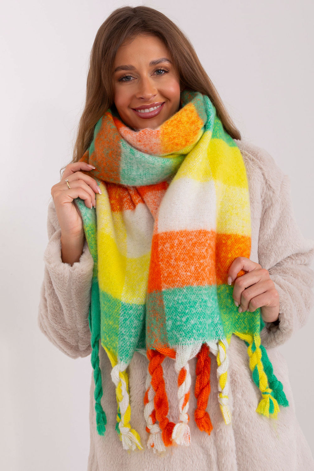Scarf model 191712 AT