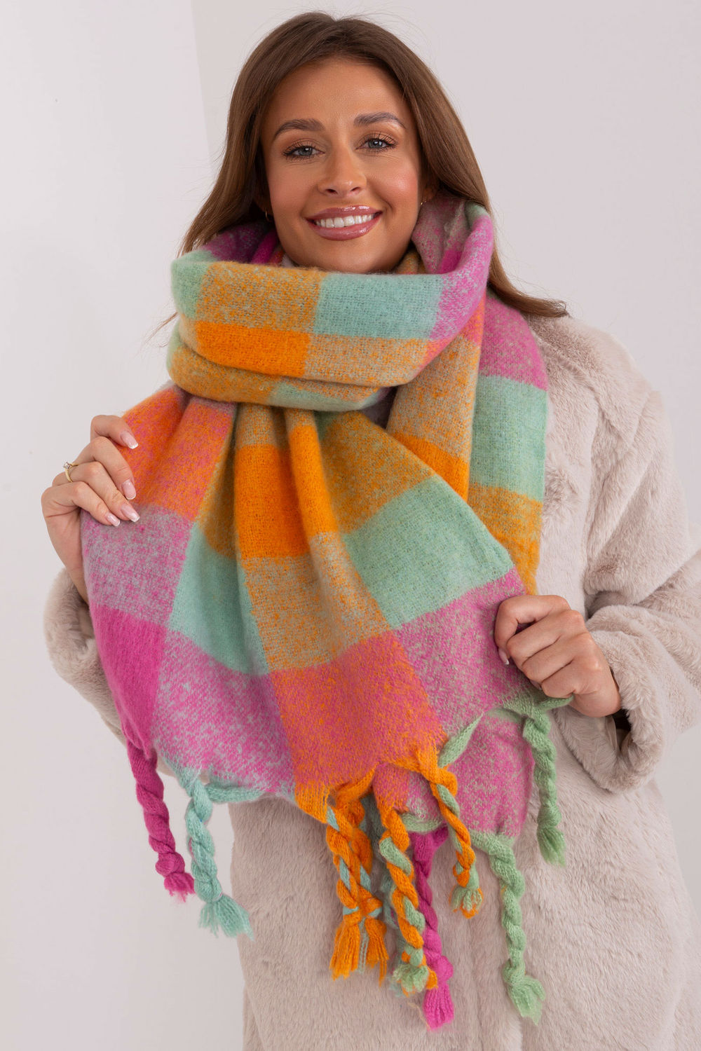 Scarf model 191717 AT