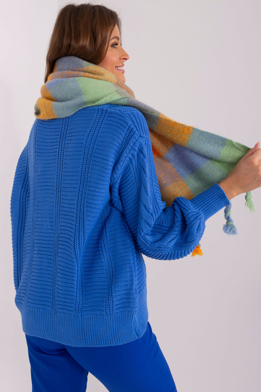 Scarf model 191719 AT