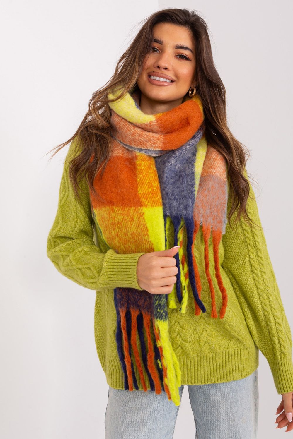 Scarf model 191724 AT