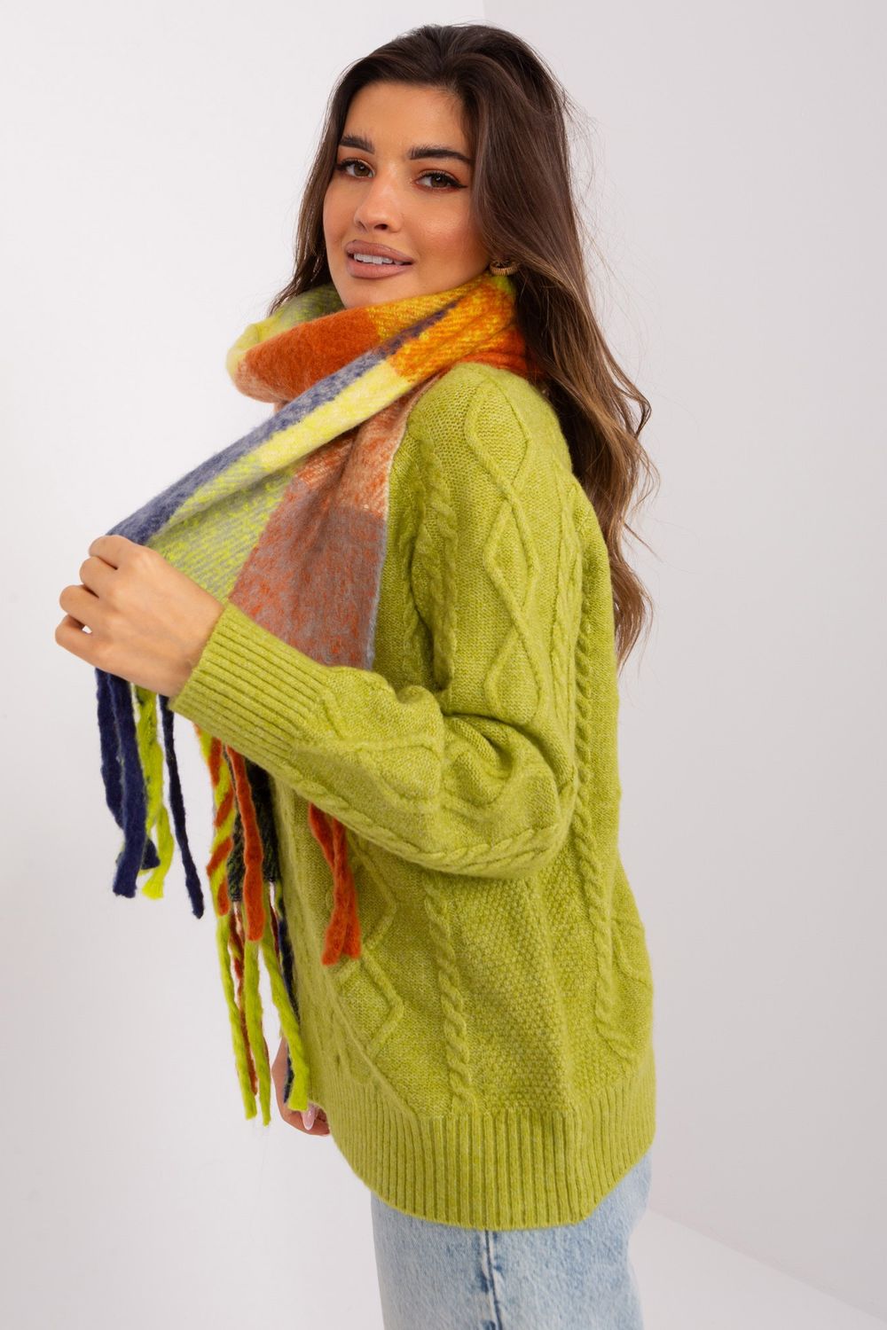 Scarf model 191724 AT
