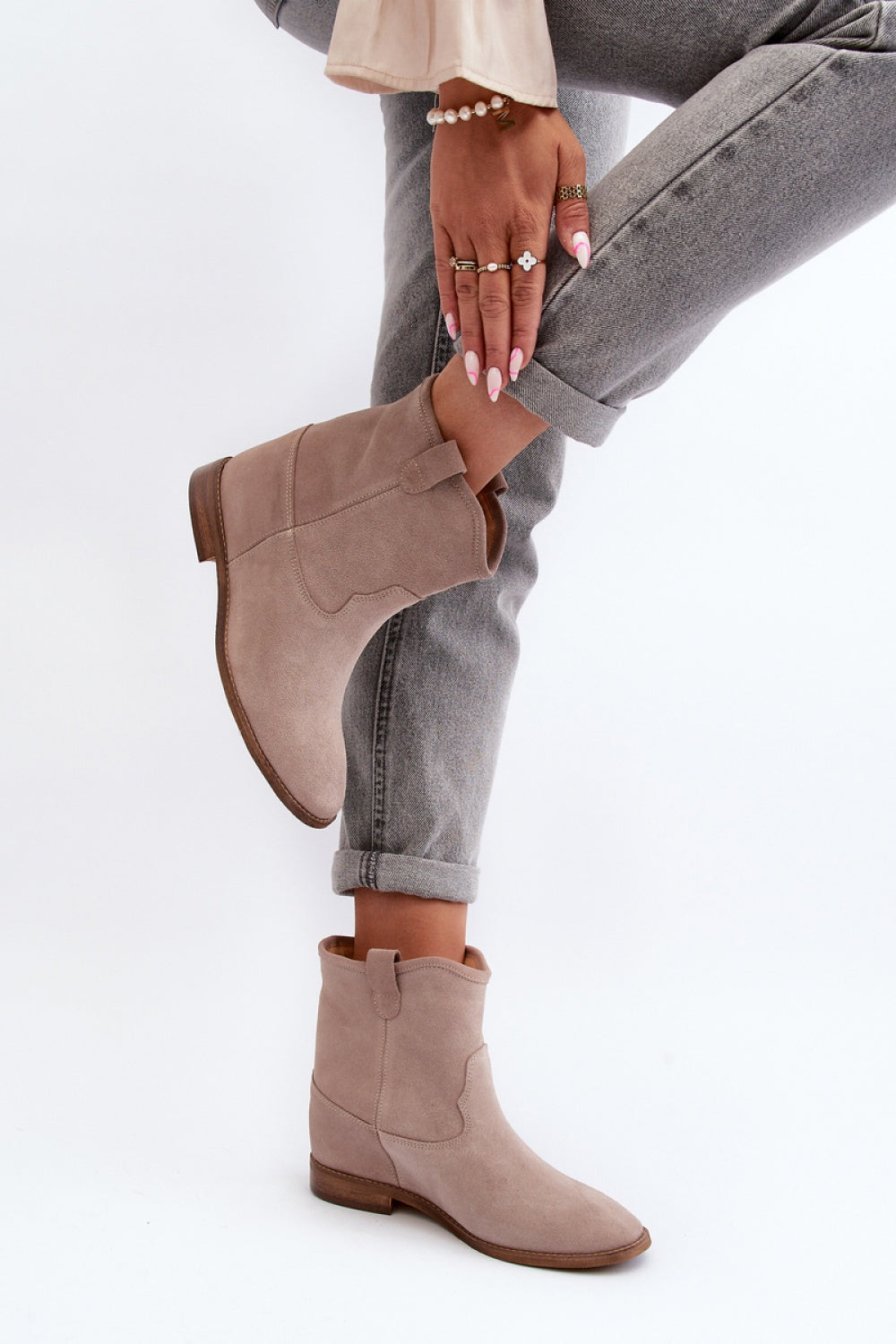 Ankle Boots model 191853 Step in style