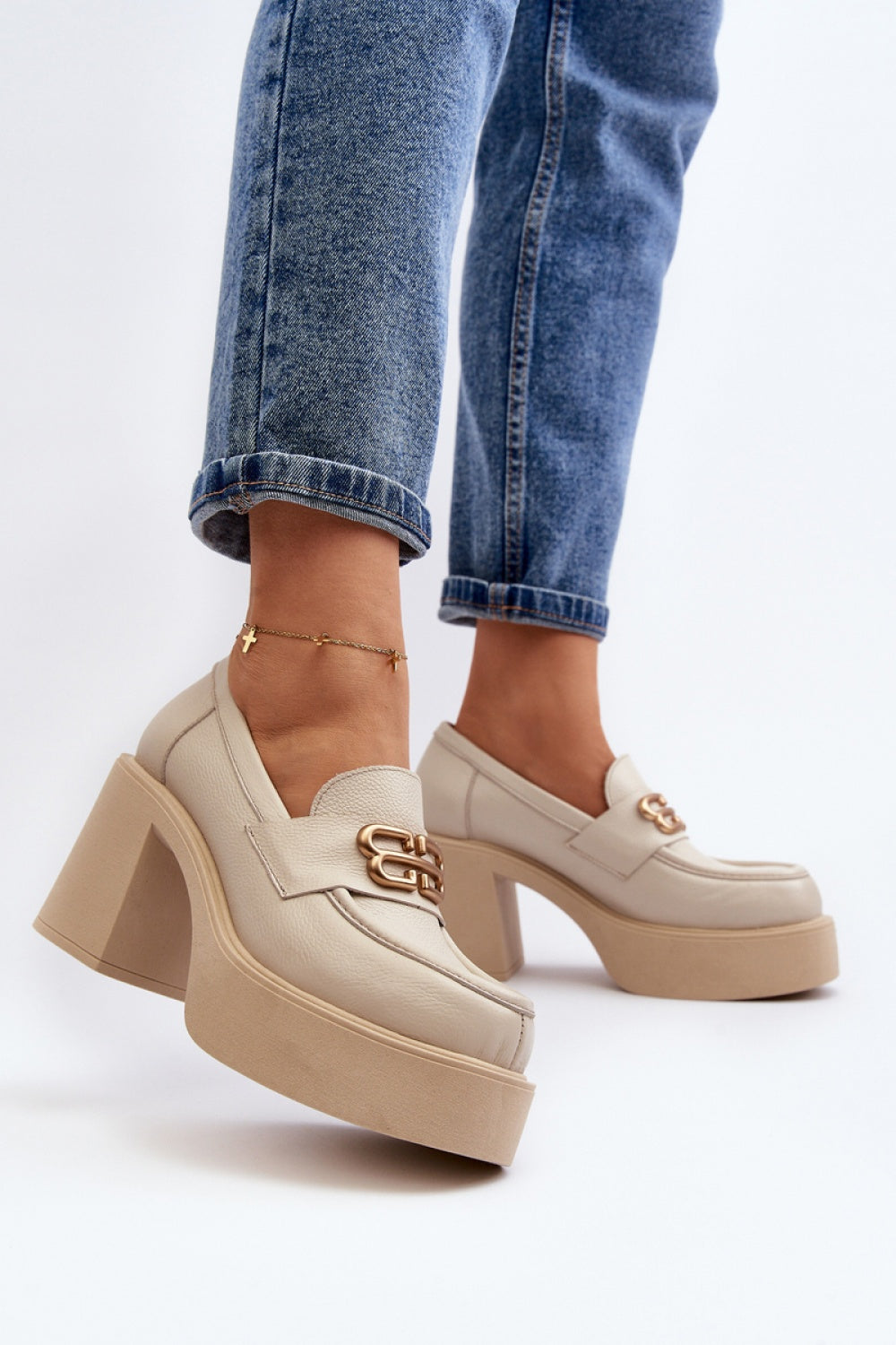 High-heeled shoes model 192289 Step in style