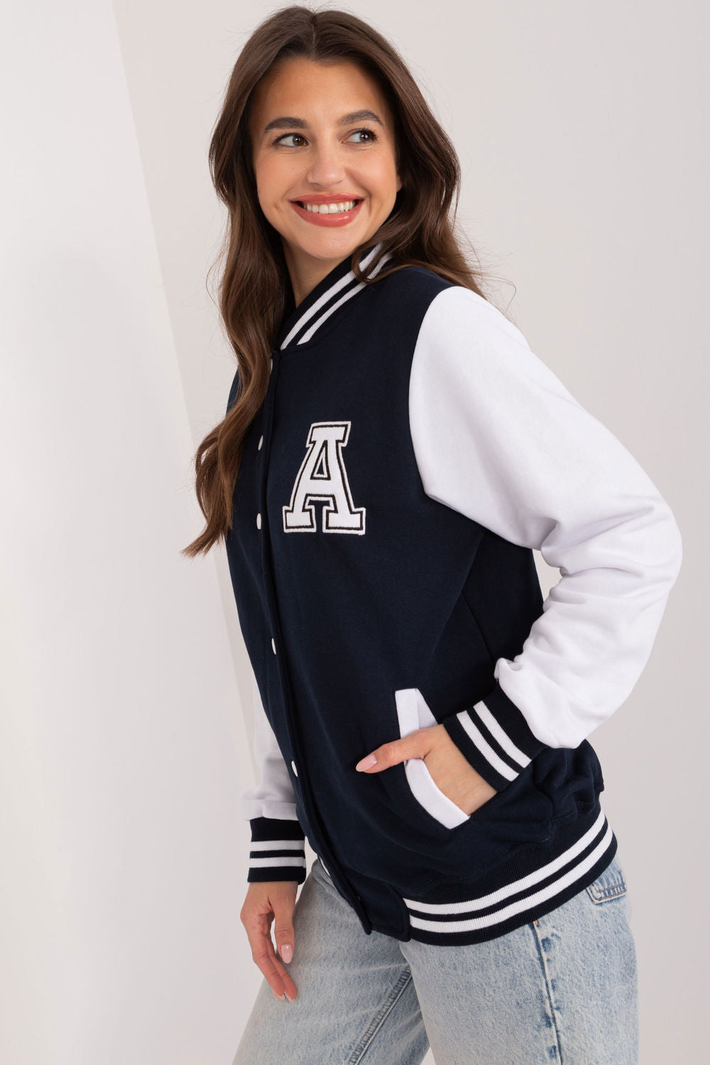 Sweater model 192369 Relevance