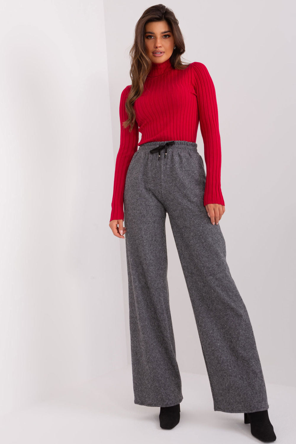Women's Trousers Model 193131 Lakerta