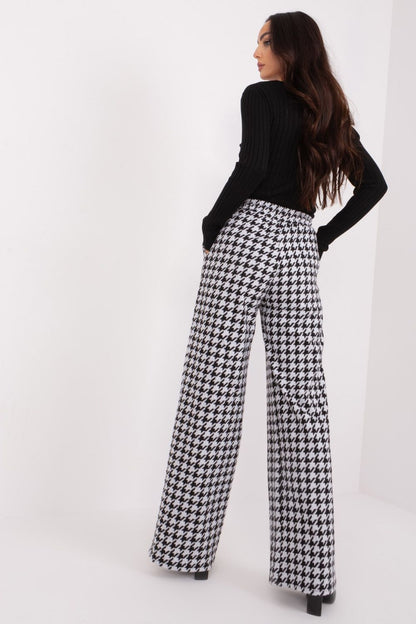 Women's Trousers model 193133 Lakerta