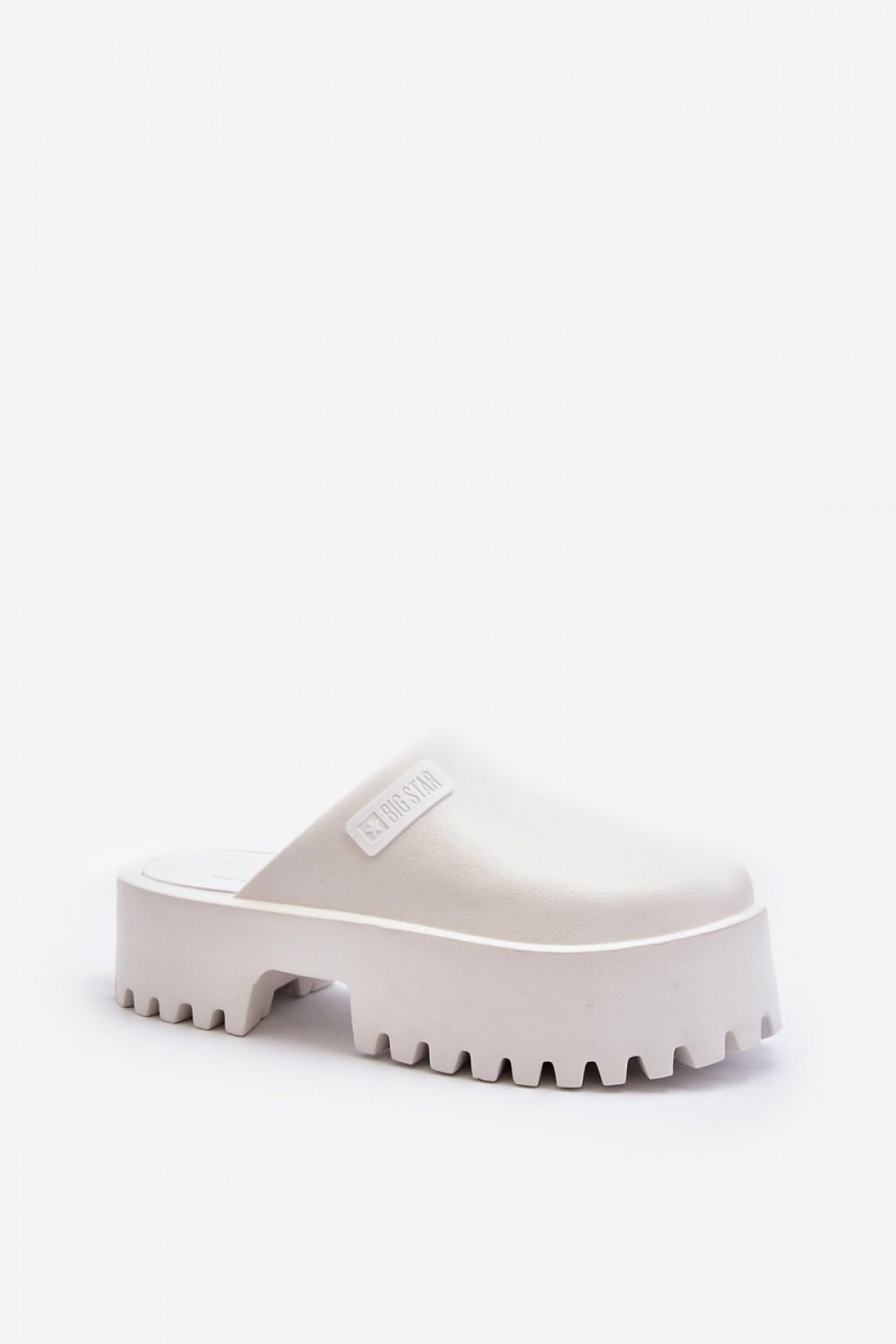 Slippers model 194121 Step in style