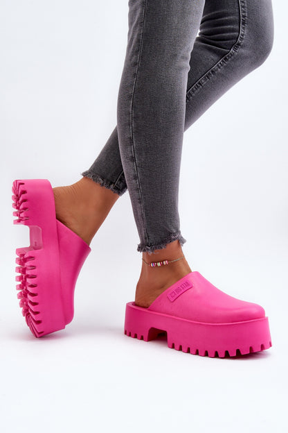 Mules model 194122 Step in style