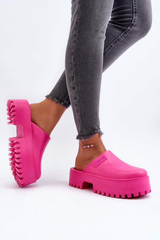 Mules model 194122 Step in style