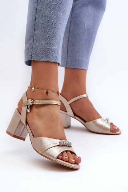Sandals with heel model 196331 Step in style