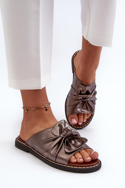 Slippers model 196425 Step in style