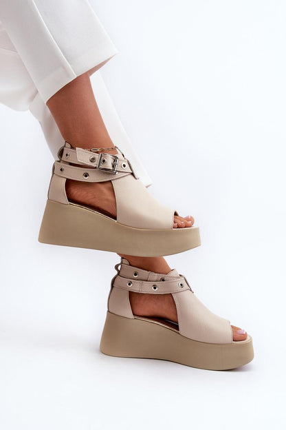 Wedge heel sandals model 196627 Step in style