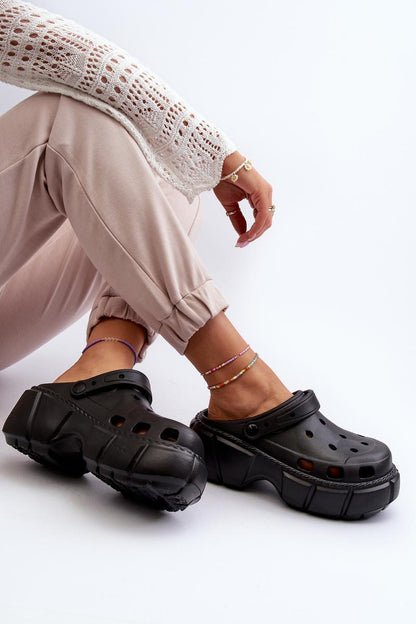 Slippers model 196683 Step in style