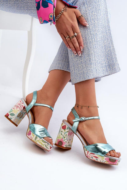 Sandals with heel model 196970 Step in style