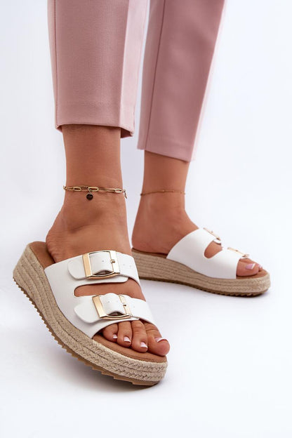 Slippers model 197419 Step in style