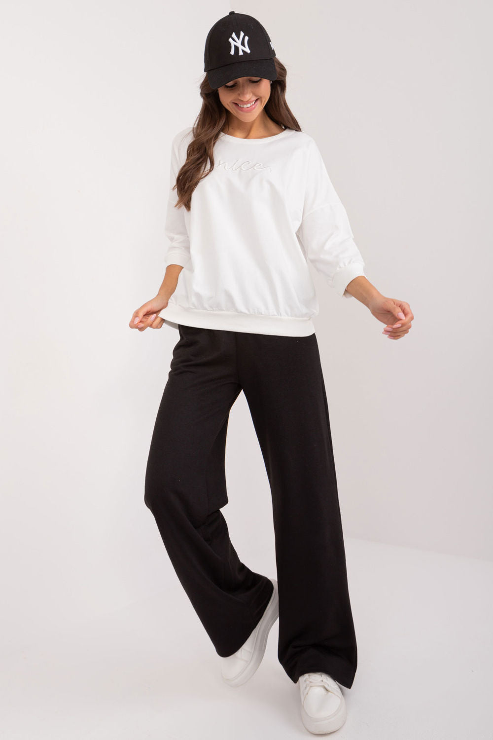 Sweater model 197448 Relevance