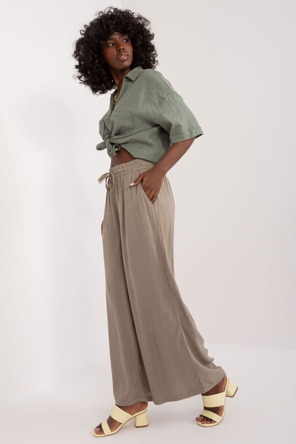 Ladies' Trousers model 197537 Sublevel