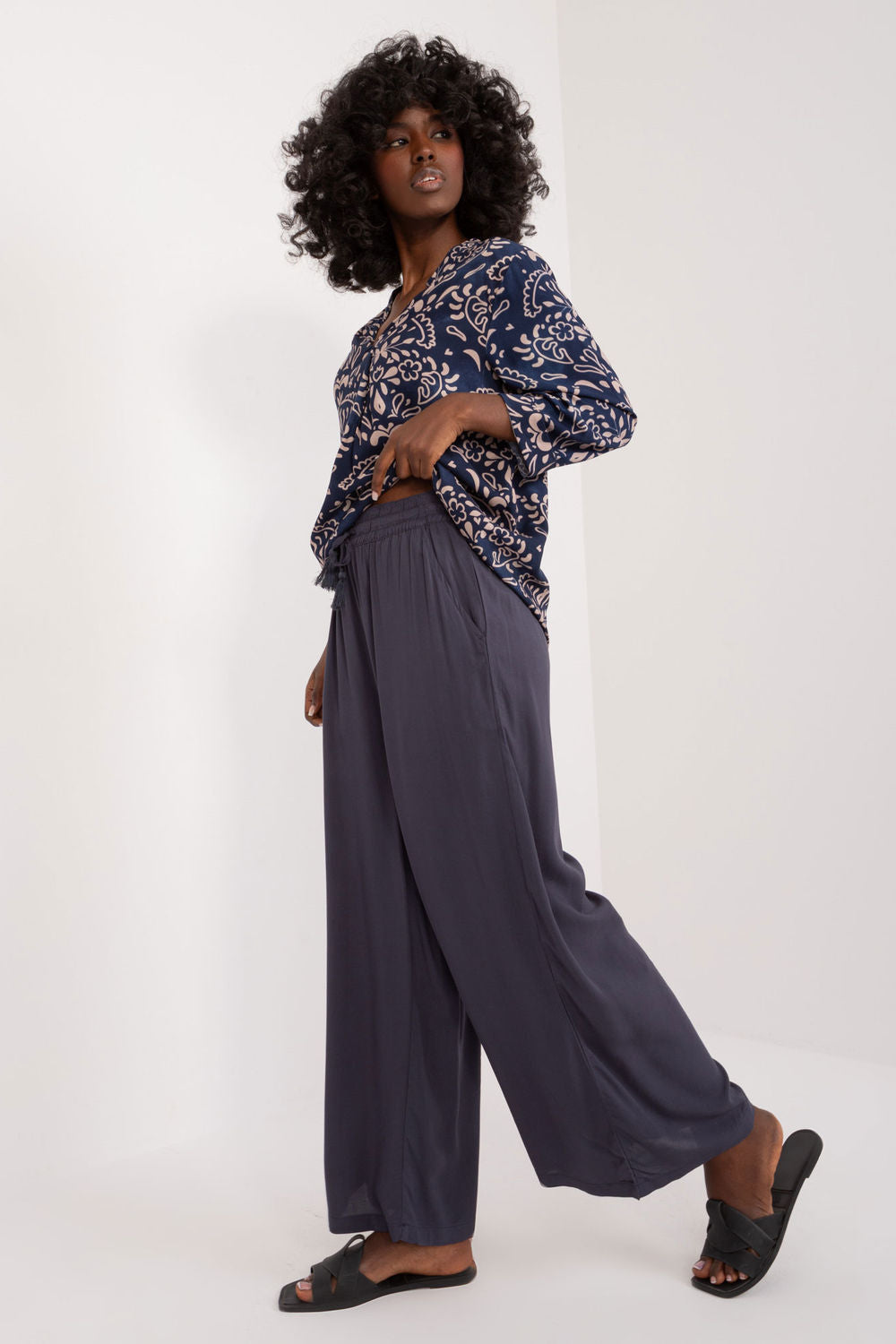 Women's trousers model 197539 Sublevel