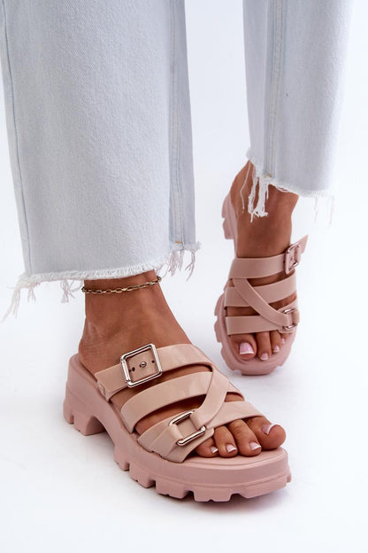 Slippers model 197667 Step in style
