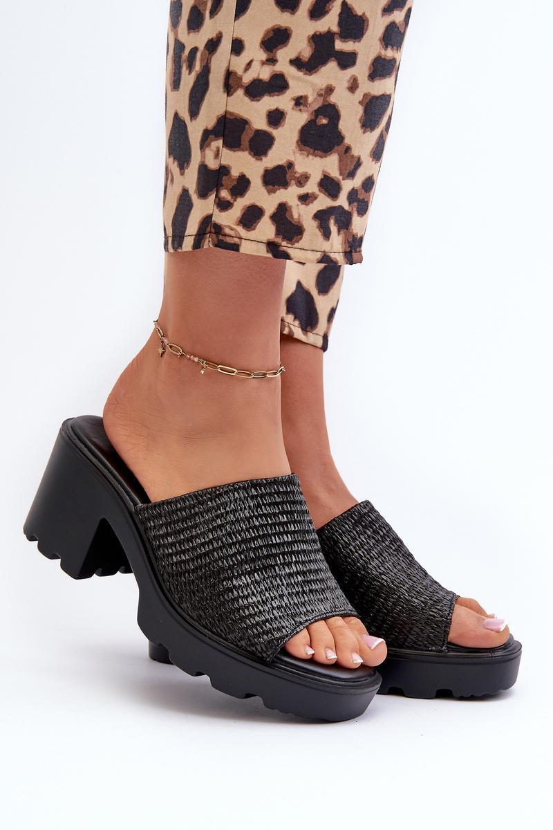 Mules model 197723 Step in style