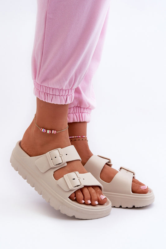 Slippers model 198283 Step in style