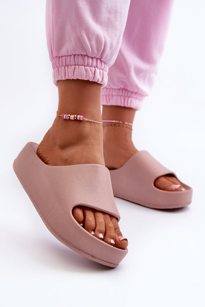 Slippers model 198287 Step in style