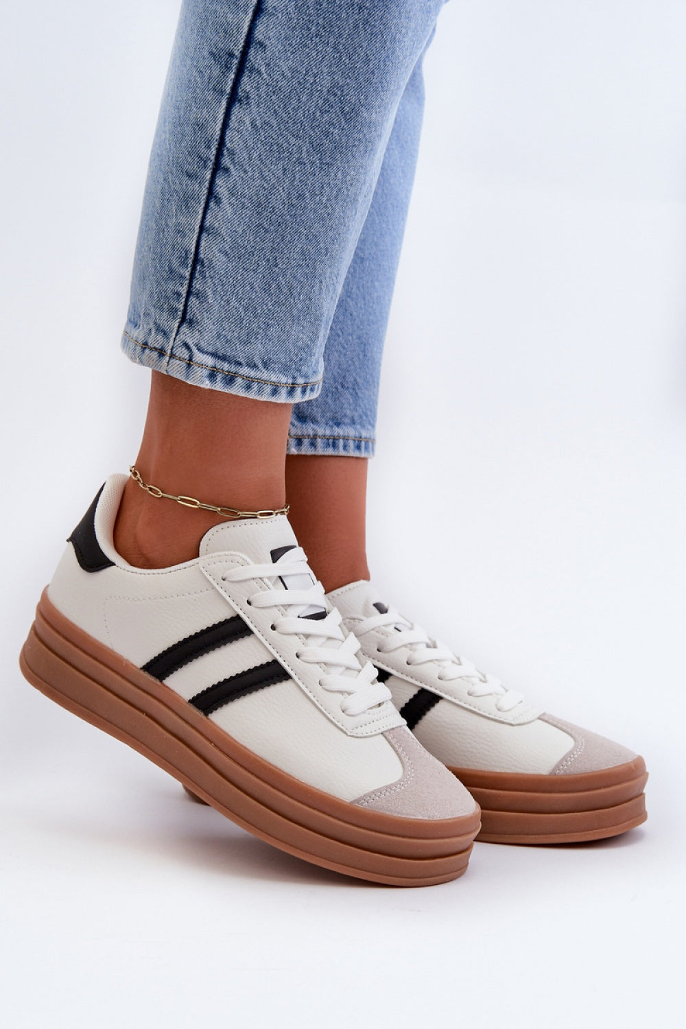 Sports shoes model 198511 Step in style