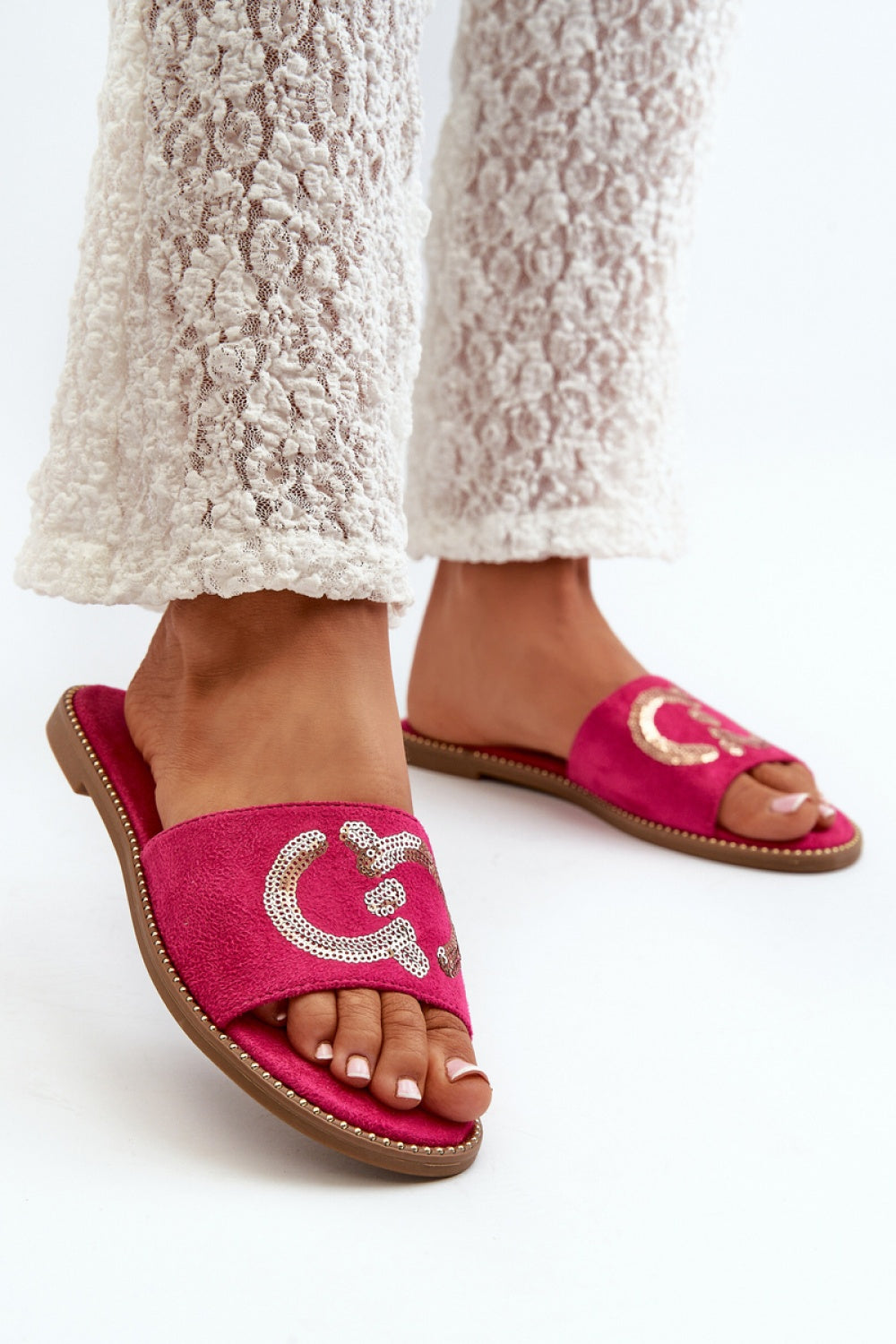 Slippers model 198622 Step in style