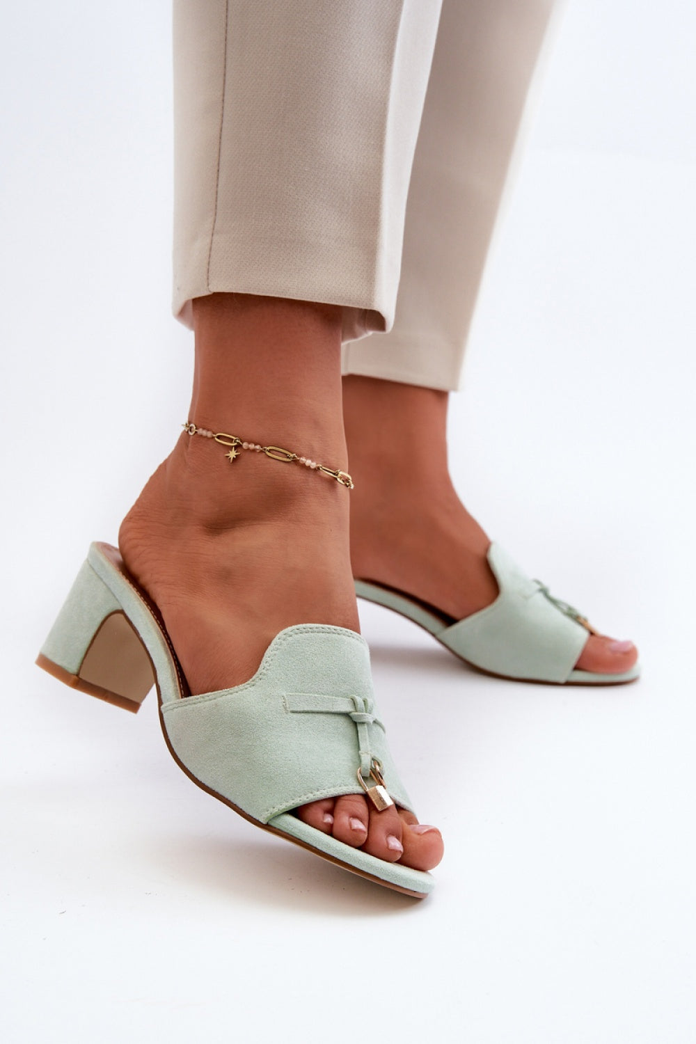 Mules model 198675 Step in style