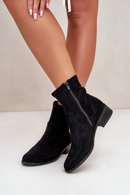 Heeled ankle boots model 199422 Step in style