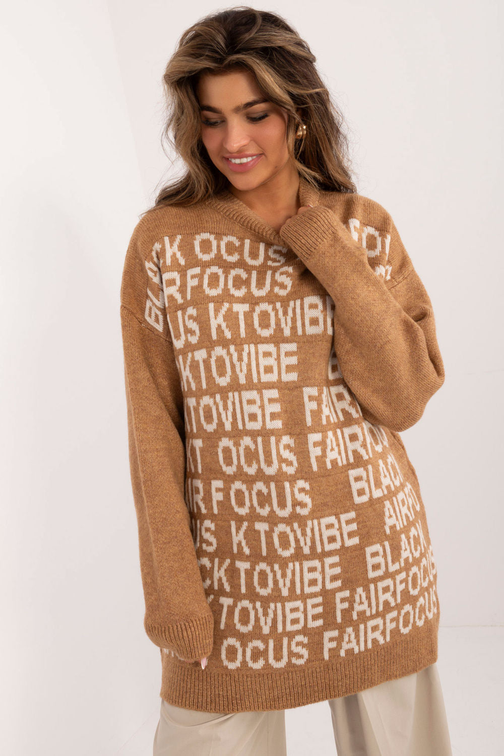 Long sweater model 199615 Badu