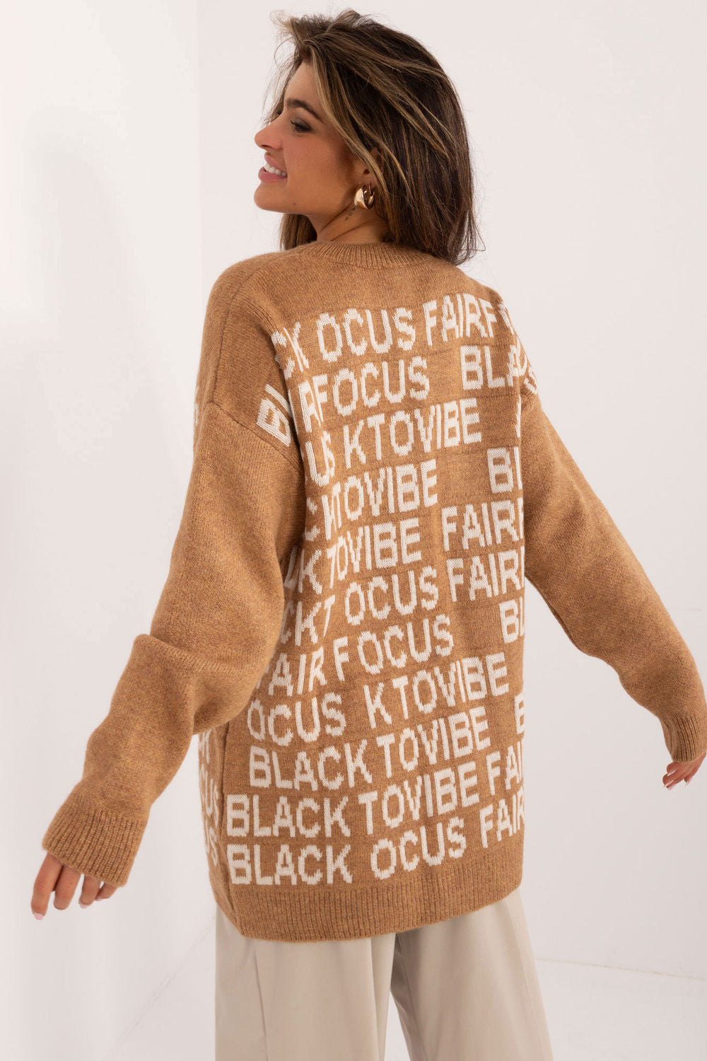 Long sweater model 199615 Badu