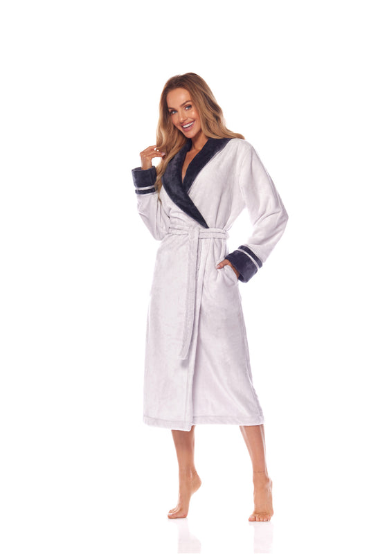 Housecoat model 199721 L&L collection