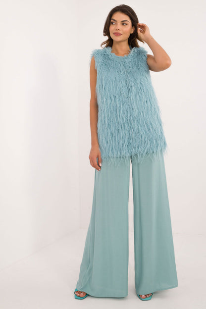 Vest model 200202 AT