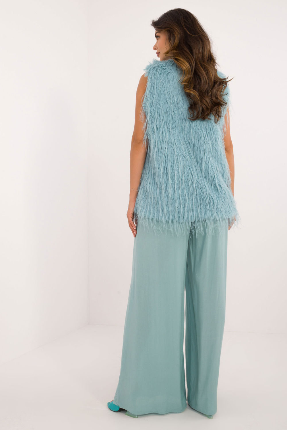 Vest model 200202 AT