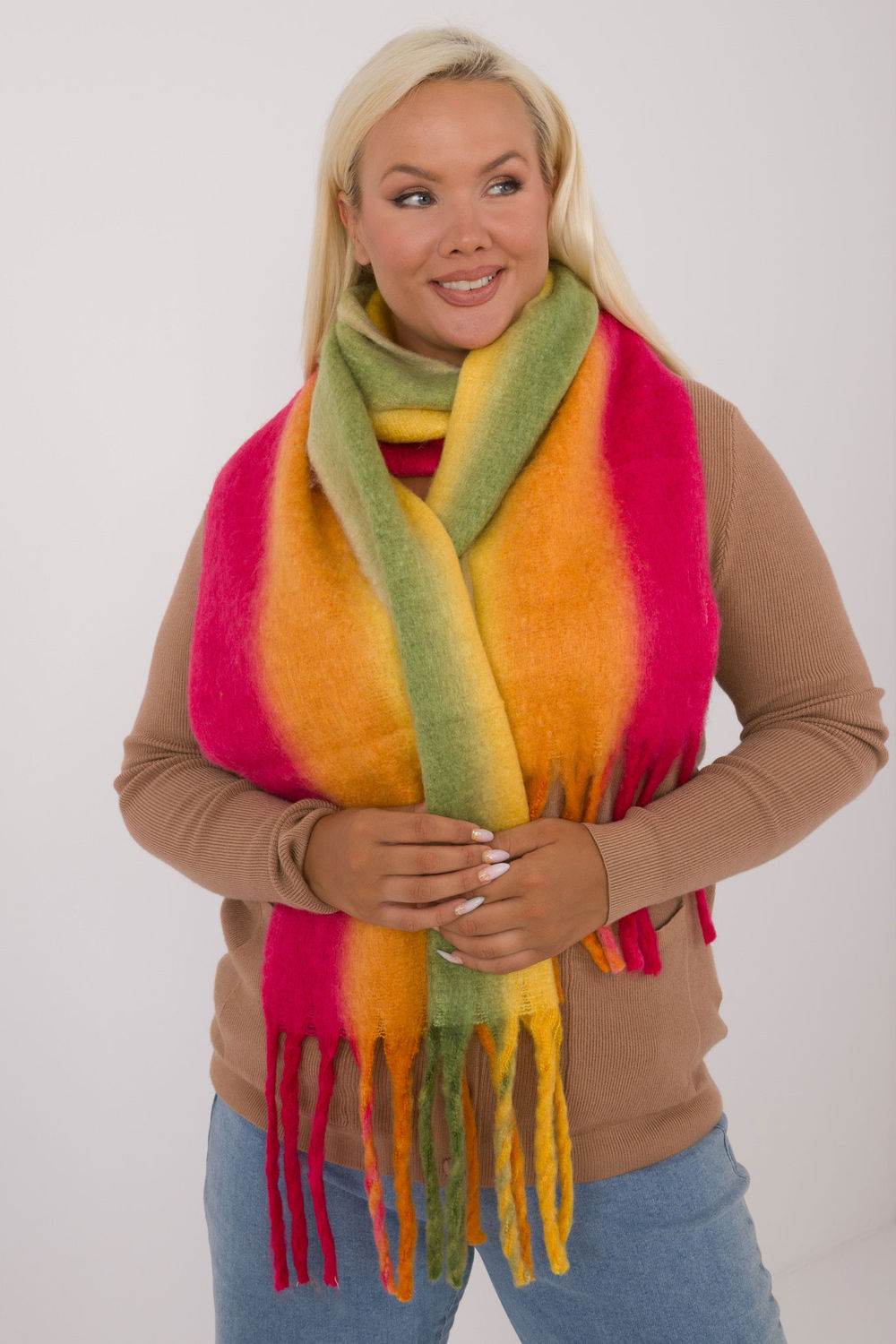 Scarf model 200285 AT