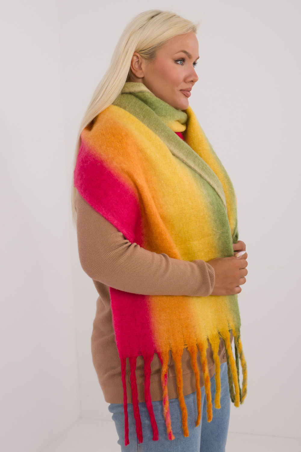 Scarf model 200285 AT