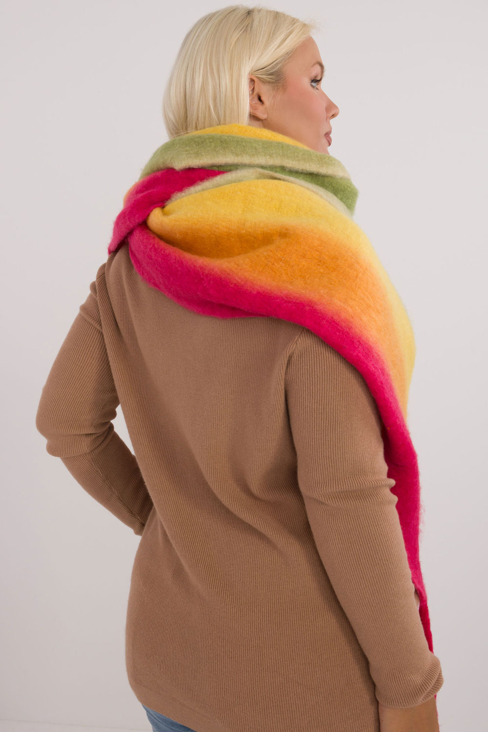 Scarf model 200285 AT