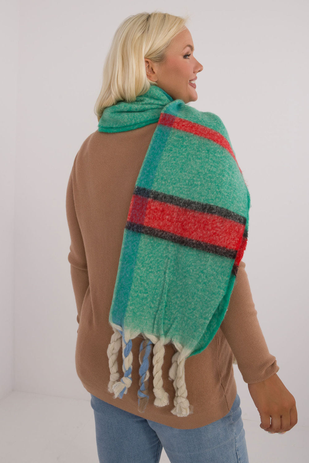 Scarf model 200287 AT