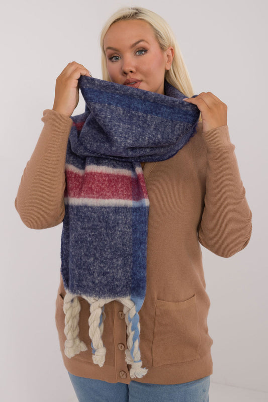 Scarf model 200289 AT