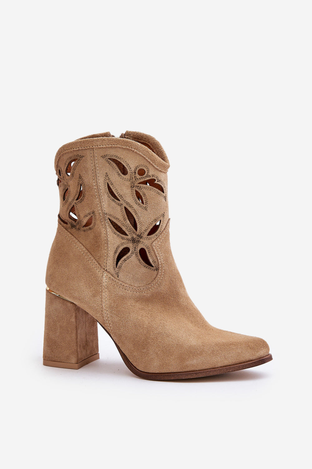 Ankle boots with heel model 201150 Step in style