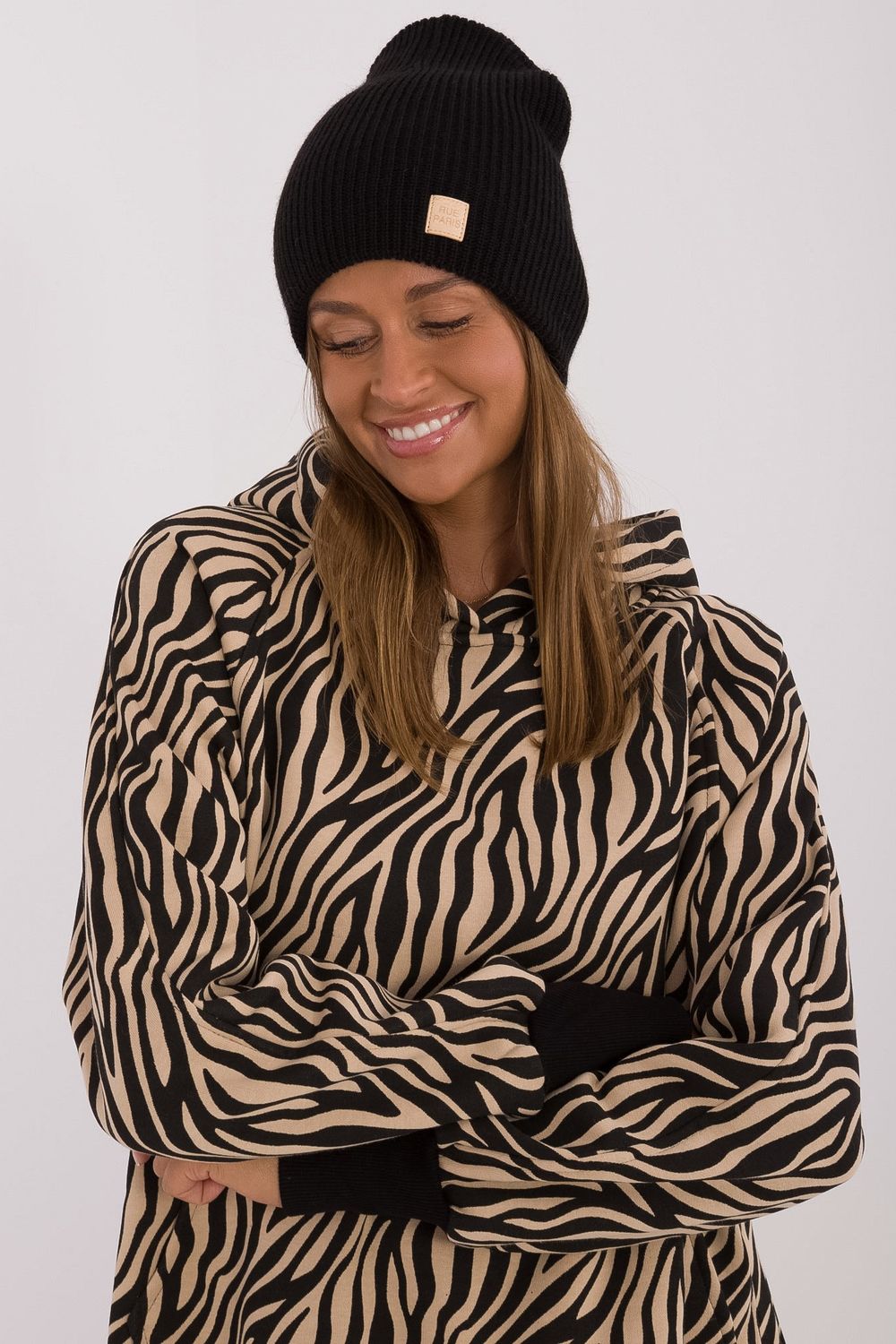 Beanie model 201430 Rue Paris