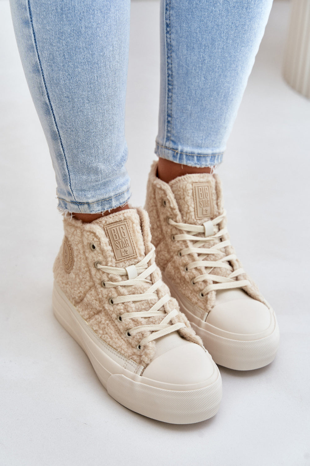 Sneakers Model 201922 Step in style