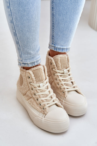Sneakers Model 201922 Step in style