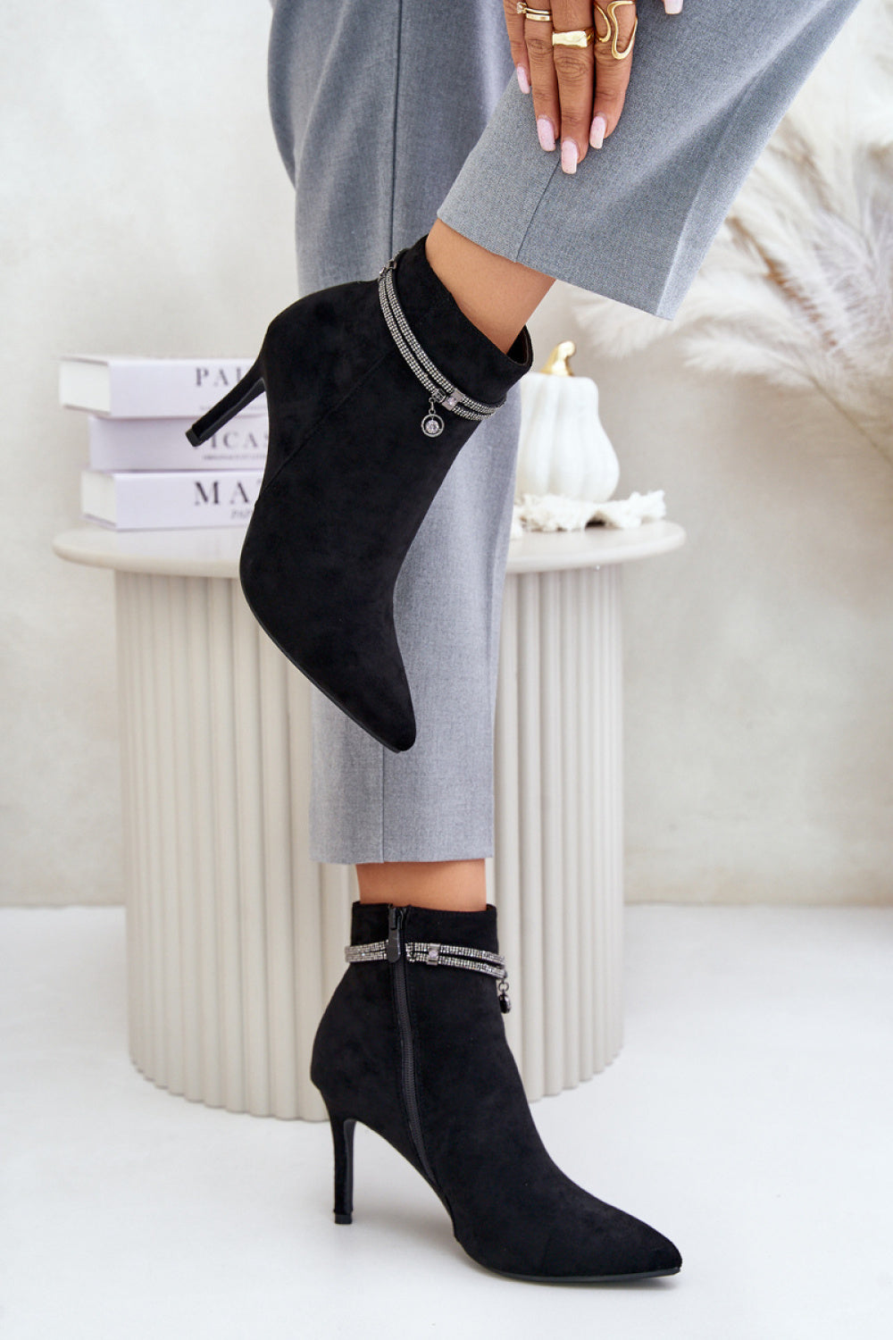 Ankle boots with heel model 202055 Step in style