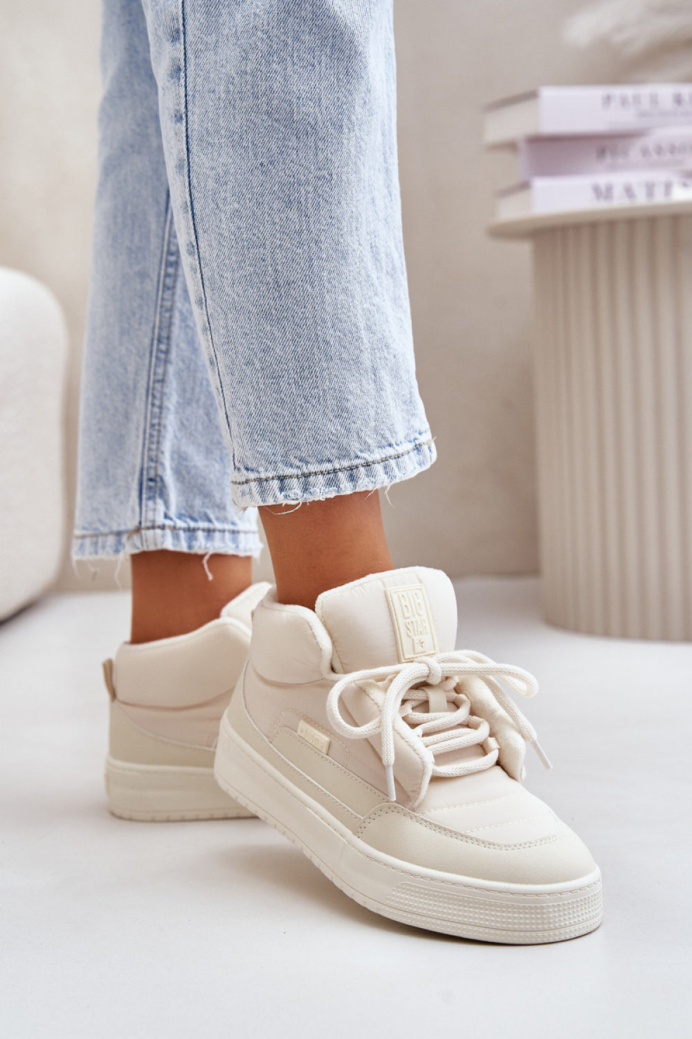 Sports shoes model 202233 Step in style